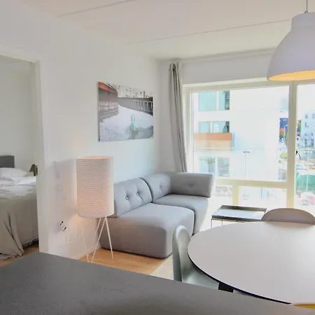 Beautiful 2-br W A Balcony By Harbour - 125 오덴세